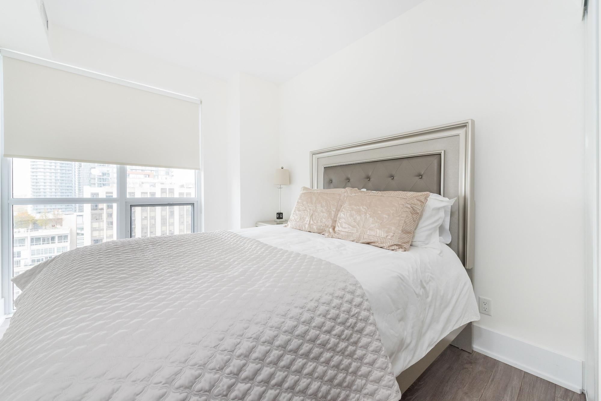 Grand Royal Condos - Cn Tower Toronto Zewnętrze zdjęcie