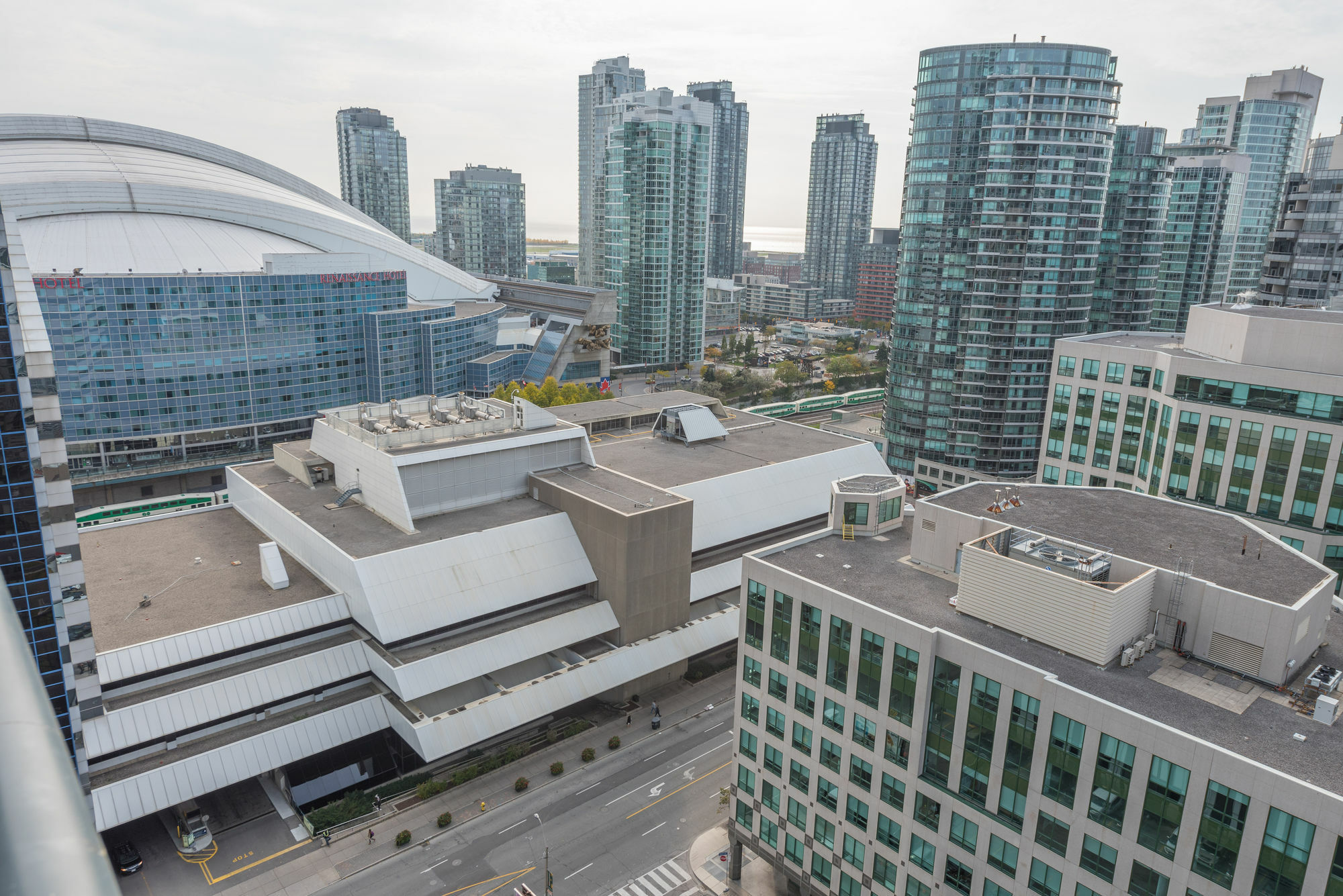 Grand Royal Condos - Cn Tower Toronto Zewnętrze zdjęcie