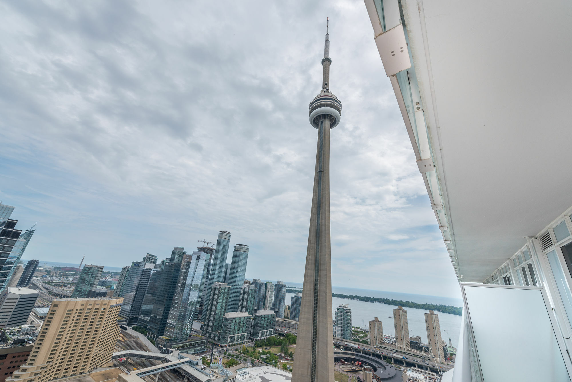 Grand Royal Condos - Cn Tower Toronto Zewnętrze zdjęcie